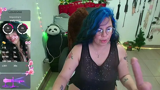 elektra_32 live cam on StripChat