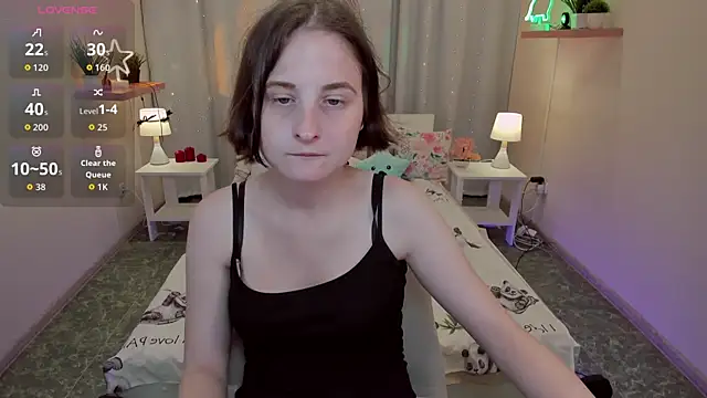KiraDuvall webcam