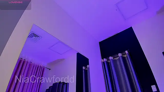 NiaCrawfordd webcam