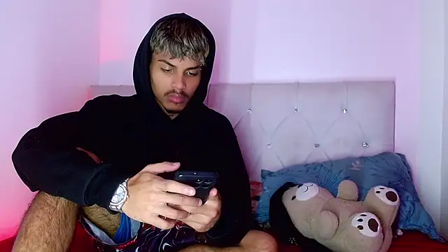 Angel_foxc13 webcam