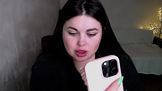 Emily_Mo webcam