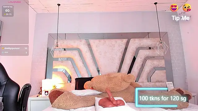 AngelineHeet webcam
