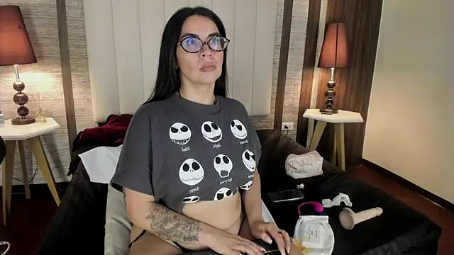 Hannah_Cross webcam