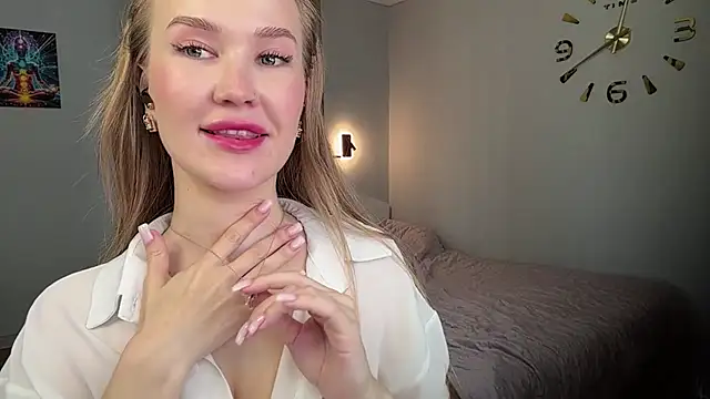LustfulDiana webcam