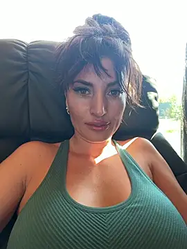 zoeylarkens - Zoeylarkens's free webcam - UK Sex Cams