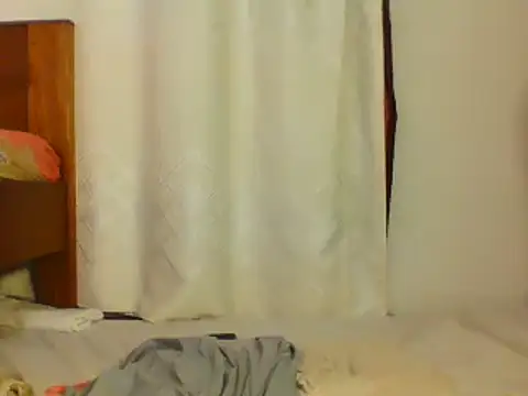 Goldy_petite