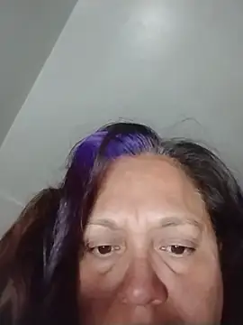 THEBEDroomdoOR webcam