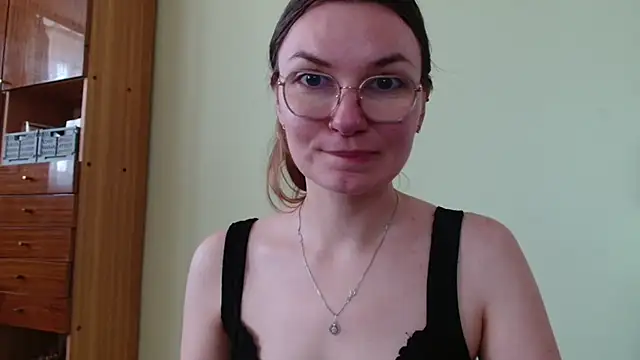 LooveELLYx webcam