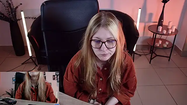 lanafitch webcam