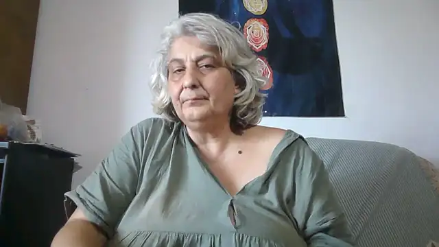 ExquisiteMature webcam