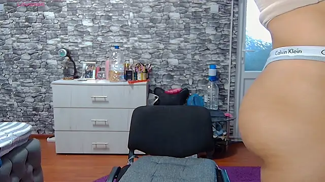 _Mari____ webcam