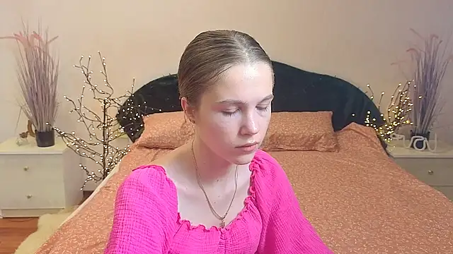 LoveXLexi live cam on StripChat