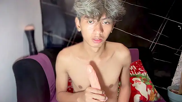p1noytwink_xel live cam on StripChat