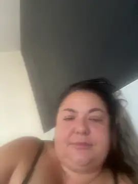 MikyVesela live cam on StripChat