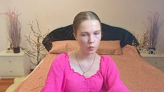 LoveXLexi live cam on StripChat