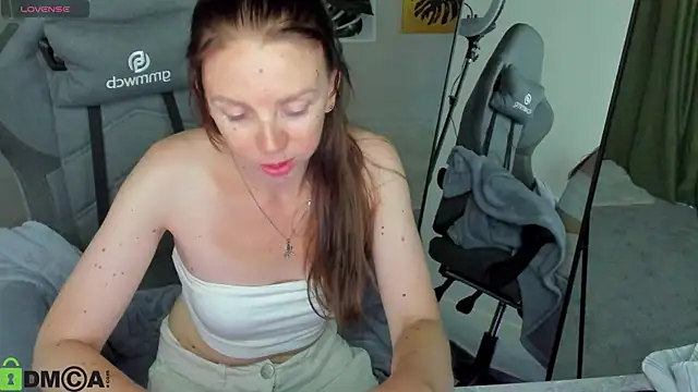 EmilyStevart webcam