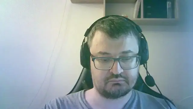 SirAbuser webcam