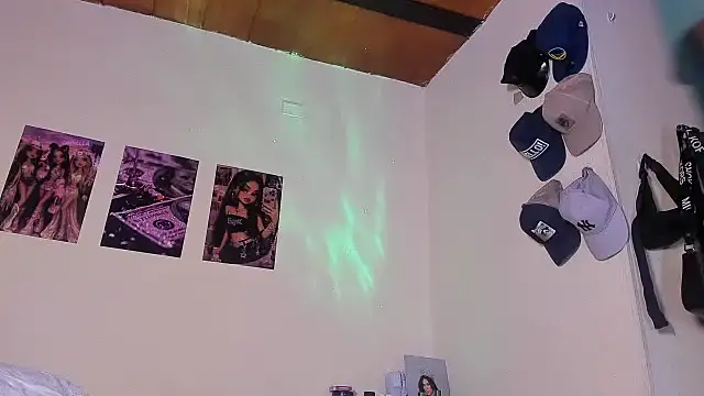 Marian_Cristal webcam
