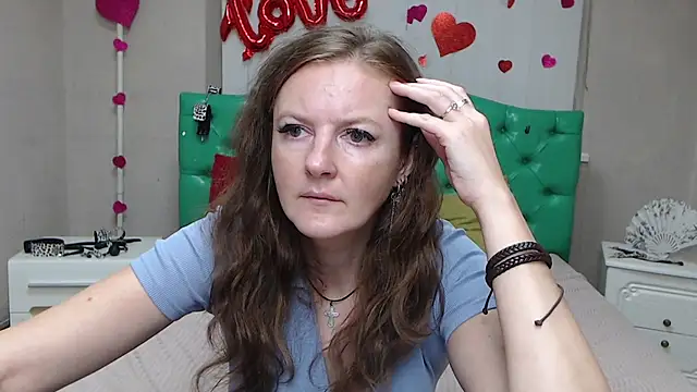 MeganPirs webcam