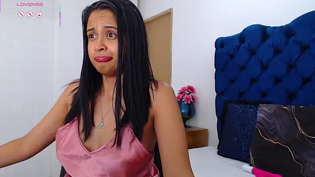 Lili666_ webcam