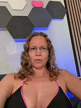 AnnikaRose webcam