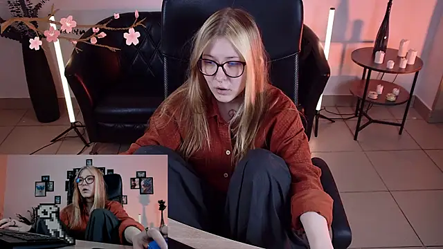 lanafitch webcam