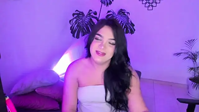 linda_zaam83866 webcam