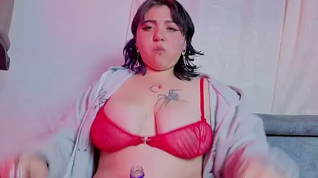 Blueberry_gothic webcam
