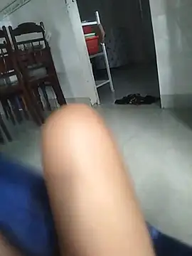 Lina_990 webcam