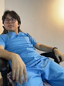 _tommy_7 (M young) - LICK MY ARMPITS