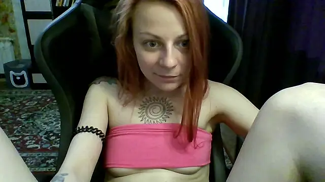 SeleneMur webcam