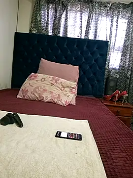 BootyCallEver webcam