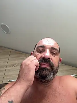 Ingerasul833 live cam on StripChat