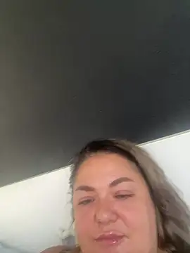 MikyVesela webcam
