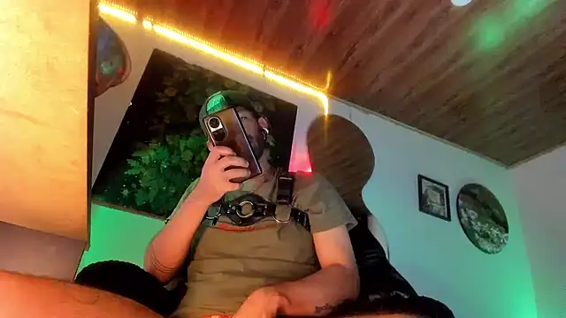 LatinMilk_ webcam