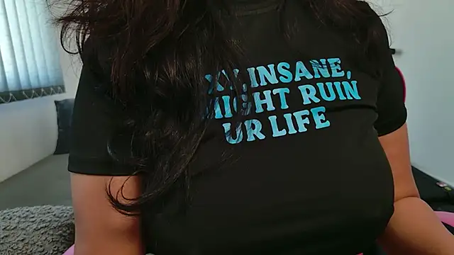 LilithBlaze_ webcam