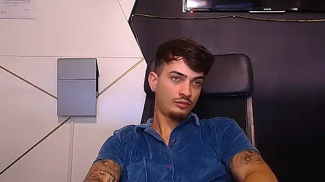 BrandonTate webcam
