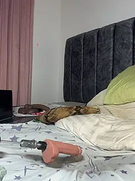 Bella045 webcam