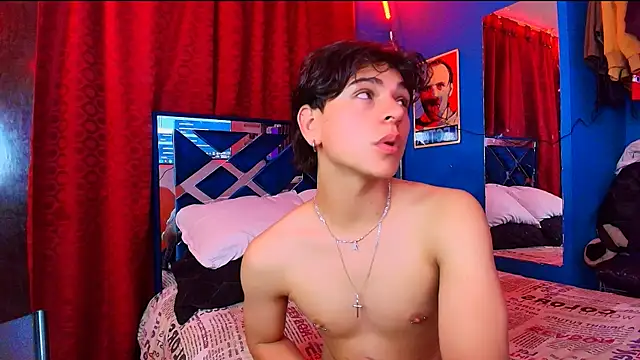 Luke_Howland webcam
