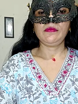 BhabhiPooja69 webcam