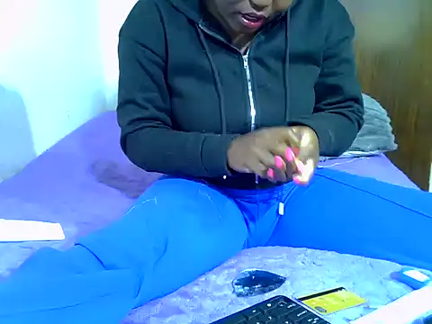 SweetHoney21_ live sex cam