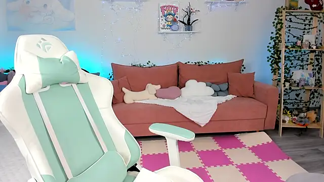 zoe_vee (F teen) - DEEPTHROAT + DILDO ASS