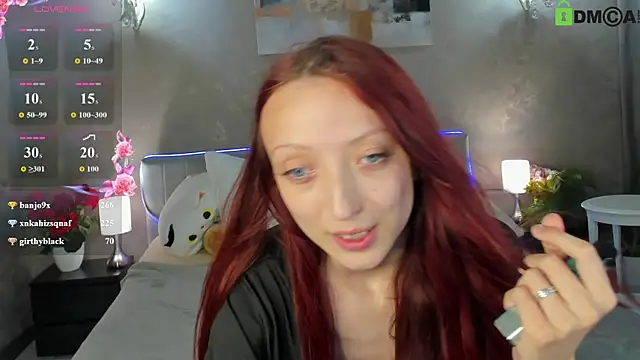 Daria_J webcam
