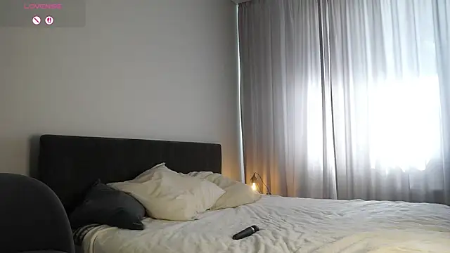 LettySlovacek webcam