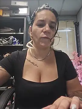 Micorazonheolmiangel23 webcam