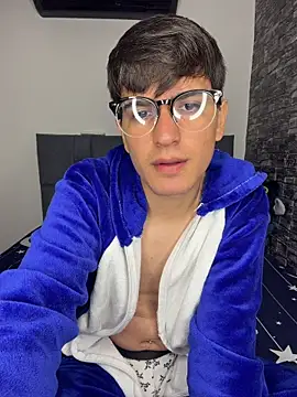 Naim_TheKing webcam