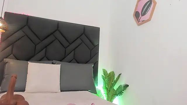 Cataleya_marinn webcam