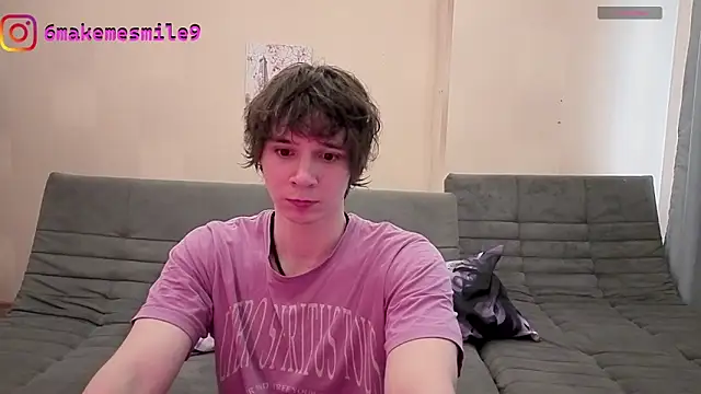 AnthonyCuutie webcam