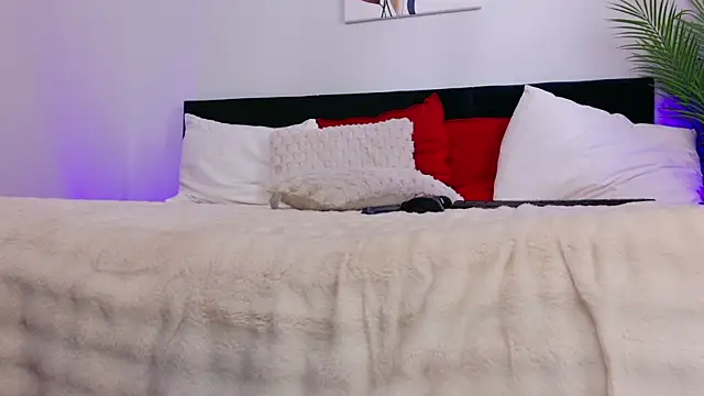 BlondieEve webcam