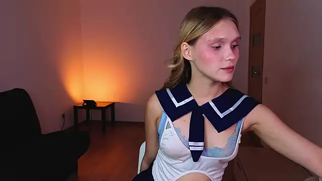 AdelineCrash webcam